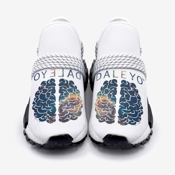LIGHTWEIGHT SNEAKERS